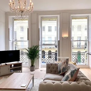 Luxury 1 Bed Flat With Balcony & Sea View Apartment Brighton